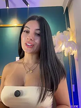 Snapshot of Rashel_Frost_ chatting on 07/14/26, 04:57 Rashel Frost online show from 07/14/26, 04:57