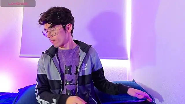 dani angel dark online show from 02/17/26, 07:00