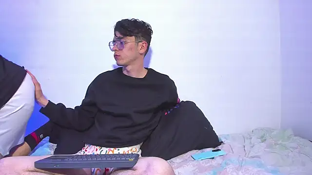 dani angel dark online show from 11/05/25, 01:31