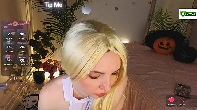 cute cake online show from 10/29/25, 12:42