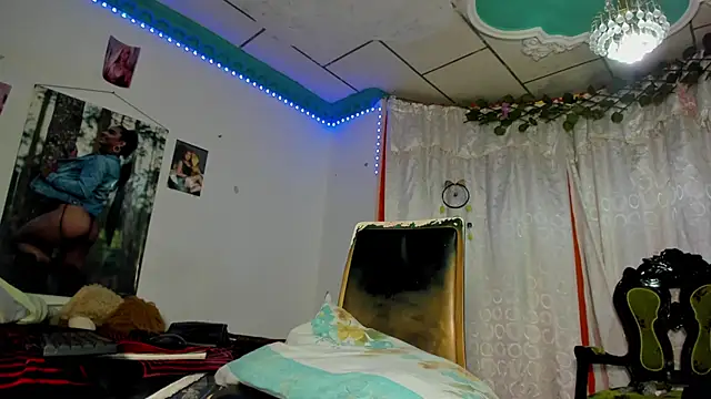 Amberbrown18 online show from 05/15/26, 03:26