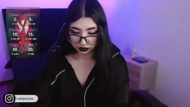 VamppyJane online show from 11/26/25, 03:17