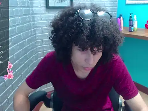 Mike Miiller  online show from 10/24/25, 05:45