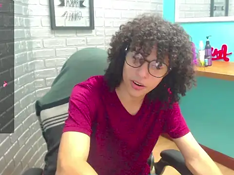 Mike Miiller  online show from 12/15/25, 06:58