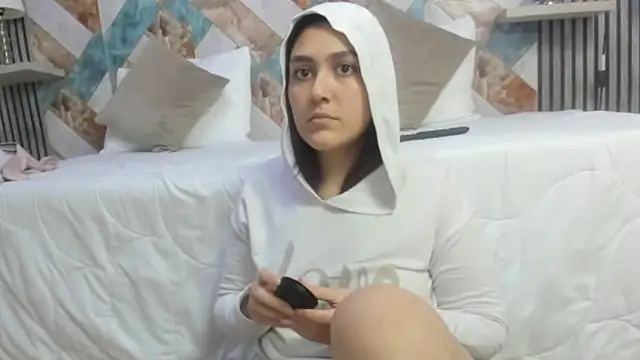 Snapshot of Diosadelchat chatting on 10/24/25, 03:27 Diosadelchat online show from 10/24/25, 03:27