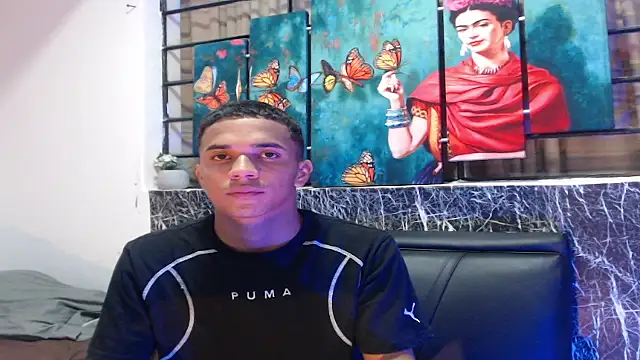 Natan Latino online show from 04/13/26, 01:20