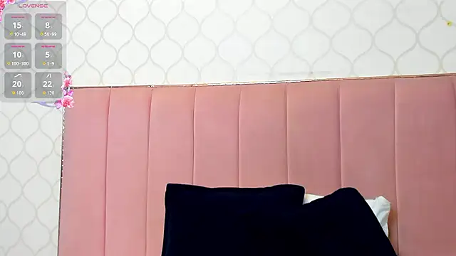 JuliethCruz  online show from 03/23/26, 10:31