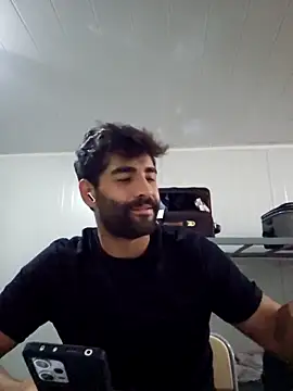 Snapshot of ogiday124 chatting on 11/12/25, 09:13 ogiday124 online show from 11/12/25, 09:13