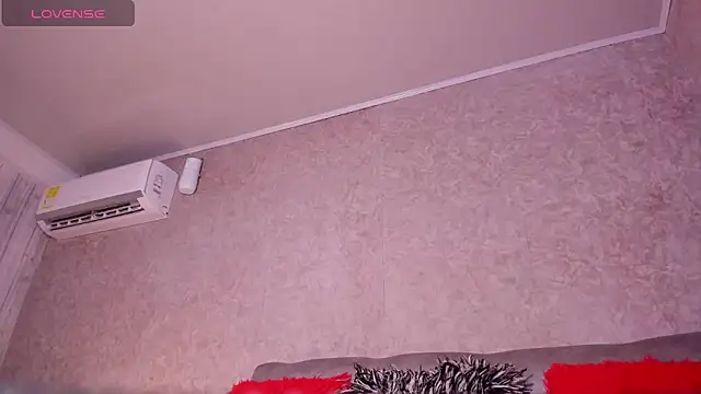 xkaty grey online show from 11/06/25, 08:35