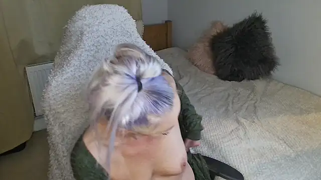 TheOGMiaMystique online show from 10/25/25, 05:13