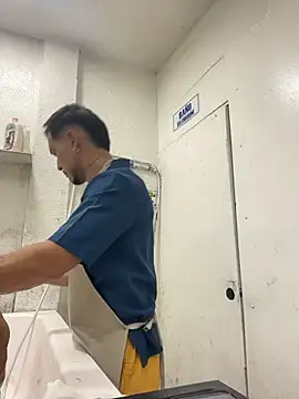 Leonardmoppet online show from 11/05/25, 07:17