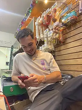 Leonardmoppet online show from 11/28/25, 10:32