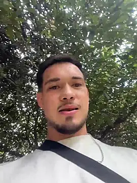 Leonardmoppet online show from 11/18/25, 07:50