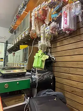 Leonardmoppet online show from 12/18/25, 10:35