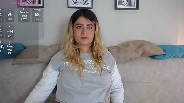 Sweet Bella Valery online show from 02/09/26, 10:41