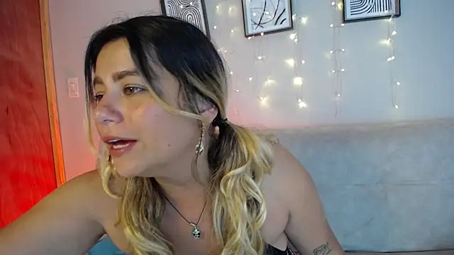 Sweet Bella Valery online show from 04/14/26, 03:50