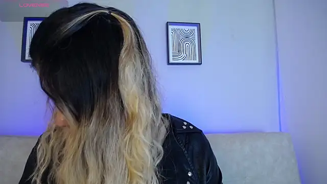 Sweet Bella Valery online show from 03/09/26, 11:19