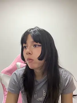 AnaisXoXo online show from 11/14/25, 08:23