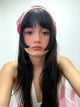 AnaisXoXo online show from 11/17/25, 09:41