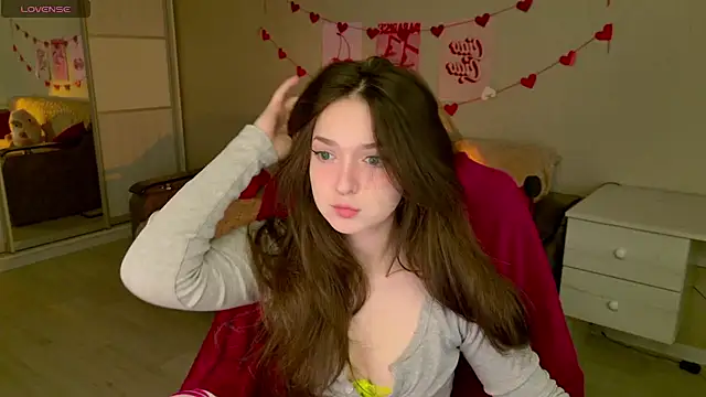 Snapshot of BellaSink chatting on 11/20/25, 05:30 BellaSink online show from 11/20/25, 05:30