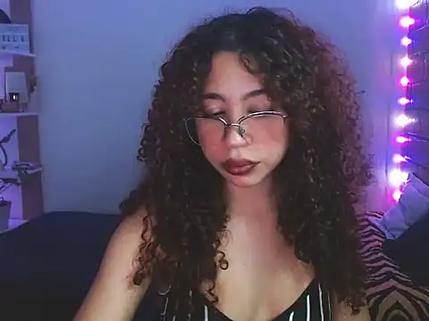 Medussa3033 online show from 01/18/26, 04:27