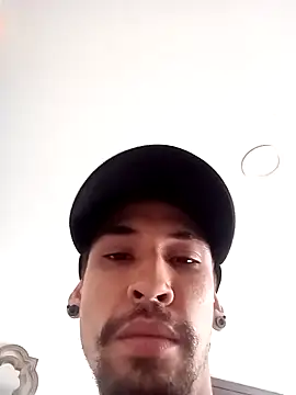 MaxHuston online show from 02/13/26, 05:24