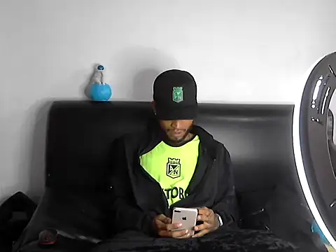 AXionX online show from 12/05/25, 09:23