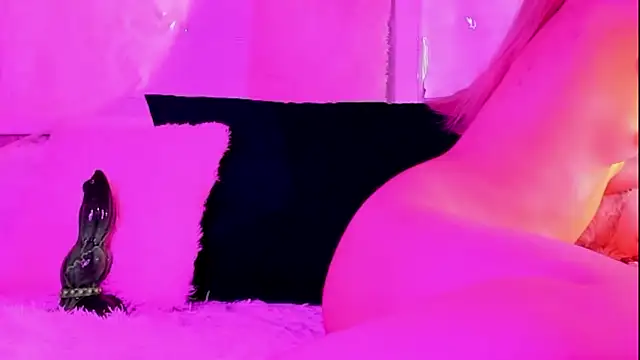 SweetSadness online show from 12/04/25, 02:05