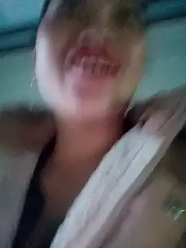 Snapshot of Myzak- chatting on 12/15/25, 11:42 Myzak- online show from 12/15/25, 11:42