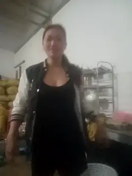 Snapshot of Myzak- chatting on 10/24/25, 10:53 Myzak- online show from 10/24/25, 10:53