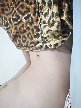 Snapshot of InflatedCurler chatting on 10/29/25, 06:51 InflatedCurler online show from 10/29/25, 06:51