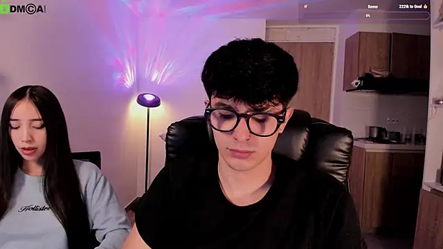 Mikeyvioleta  online show from 05/18/26, 12:10