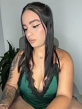 Emily Kurth23 online show from 01/13/26, 01:09