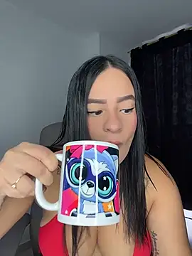 Emily Kurth23 online show from 11/28/25, 10:21