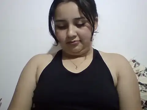 Luna vera online show from 10/19/25, 03:53
