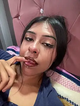 Alicia Sanz online show from 10/16/25, 03:09