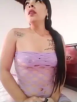 susansmith9  online show from 12/17/25, 12:54