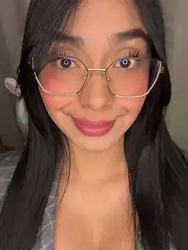 MiaSofia   online show from 01/15/26, 04:38