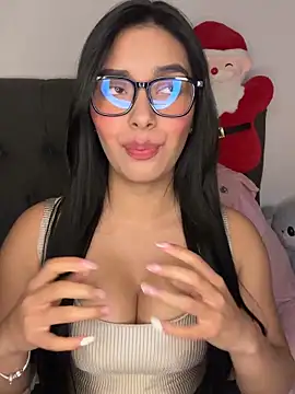 MiaSofia   online show from 11/27/25, 05:19