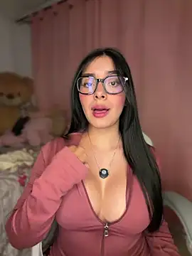 MiaSofia   online show from 05/24/26, 04:45
