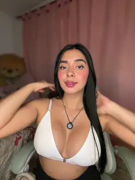MiaSofia   online show from 06/01/26, 05:18