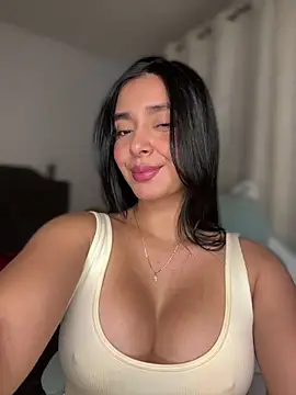 MiaSofia   online show from 04/24/26, 04:14