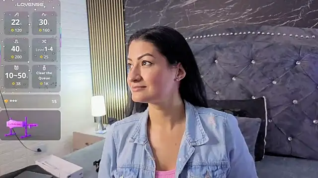 MarScarlett online show from 12/22/25, 03:17