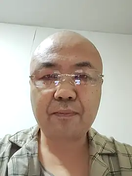 Snapshot of caige8888 chatting on 11/12/25, 10:41 caige8888 online show from 11/12/25, 10:41