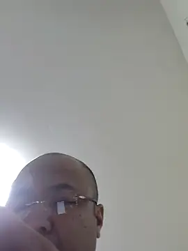 Snapshot of caige8888 chatting on 11/06/25, 07:07 caige8888 online show from 11/06/25, 07:07