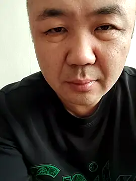 Snapshot of caige8888 chatting on 11/25/25, 01:50 caige8888 online show from 11/25/25, 01:50