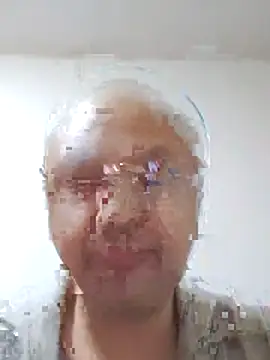 Snapshot of caige8888 chatting on 11/10/25, 10:42 caige8888 online show from 11/10/25, 10:42