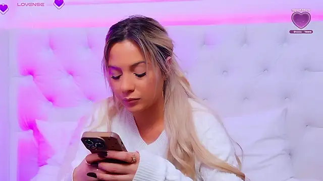 AriannaSins online show from 12/22/25, 01:22