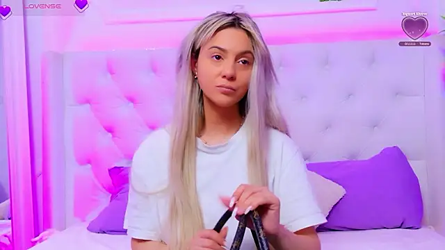 AriannaSins online show from 03/19/26, 02:17