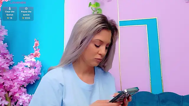 AriannaSins online show from 05/28/26, 02:01